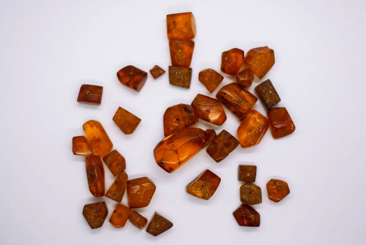 Topaz vs Citrine: How to Tell the Difference